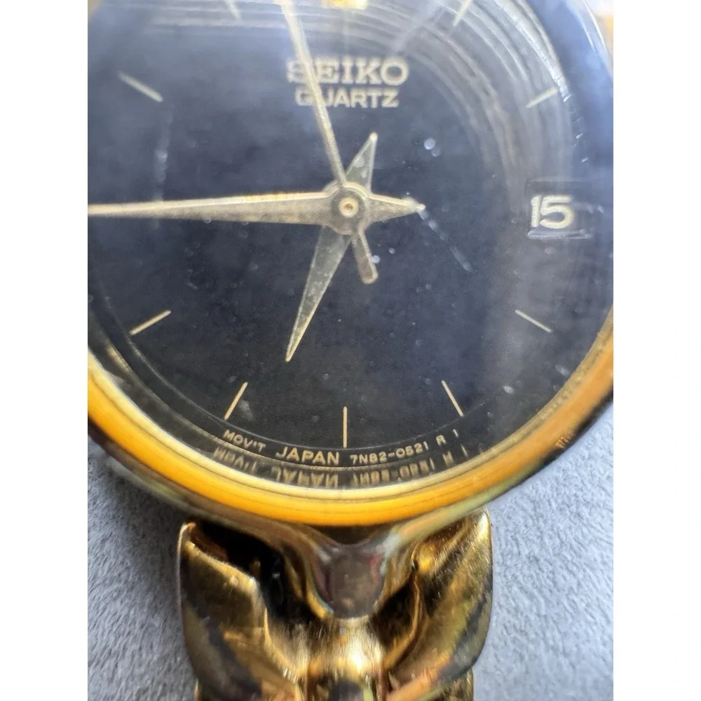 SEIKO 7N82 Quartz Women's Watch Gold Tone Black Dial Date Japan Vintage‎ Working